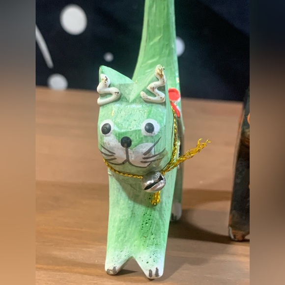 Handpainted Cat Ring Figurines Wood Long Tall Kitties Mexico Set Lot 2 NWT - Picture 10 of 16